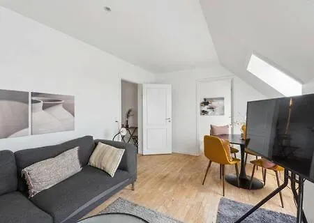 Hyggelig Klassisk Aalborg-lejlighed Апартаменты *